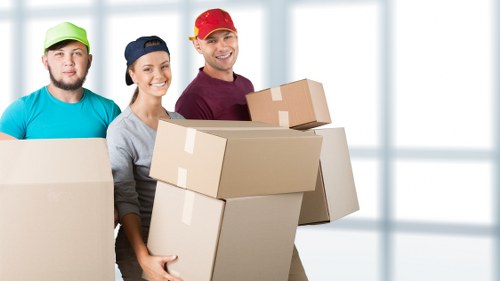 Storage and moving support for removals in Walworth